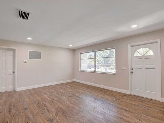 3rd image of 4259 Wilkinson Dr