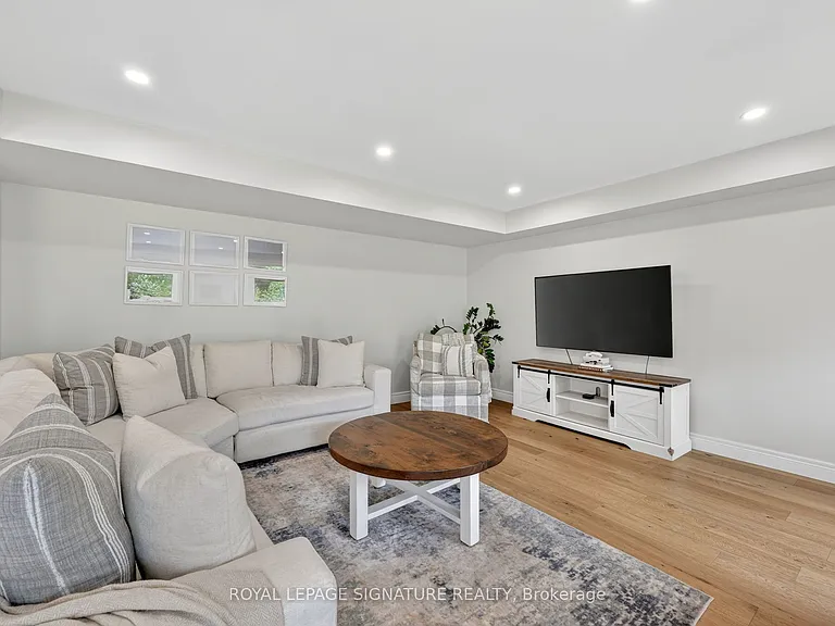 340 Wild Rose Dr — Photo 8