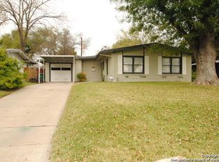 447 Gilbert Ln, San Antonio, TX 78213