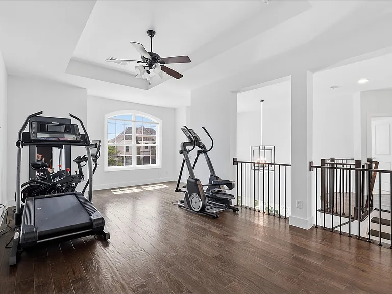 3348 Starling Dr — Photo 25