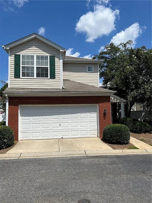3 bed, 2.5 bath, 1291 sqft, $2,350 — Photo 1