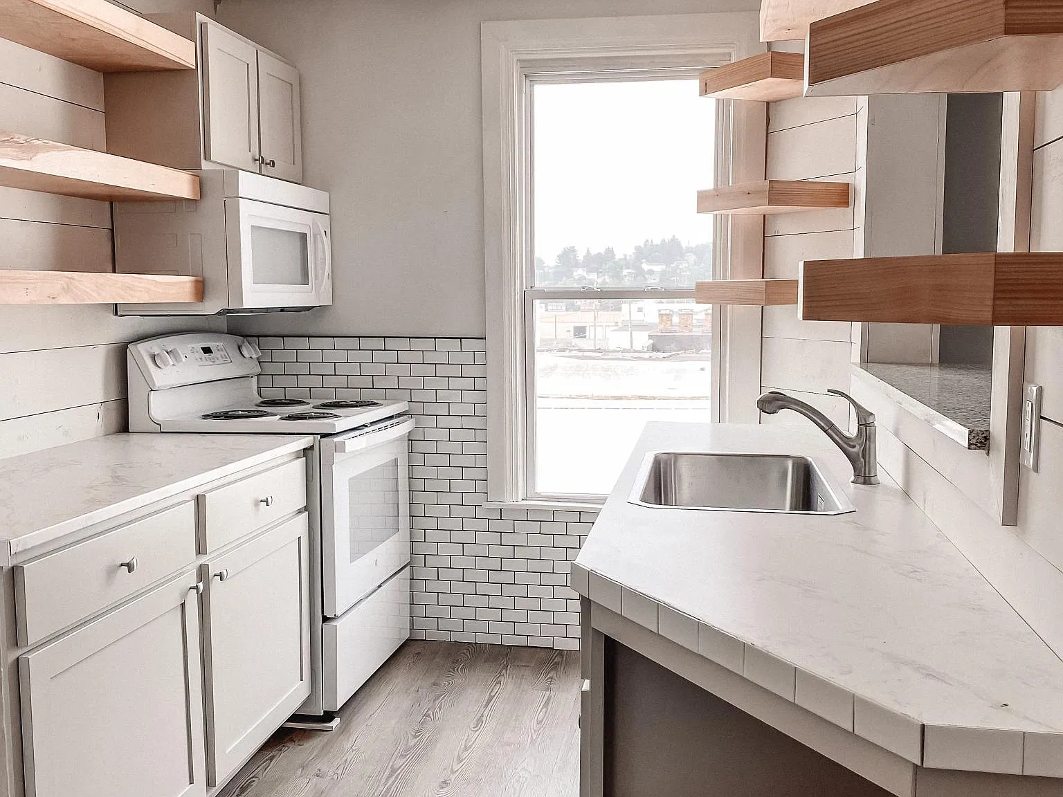 2 bed, 750 sqft, $800 — Photo 4