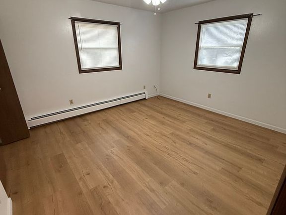 5th image of 8422 Colwyn Ct #4