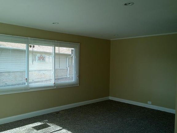 Family Room Pic 1