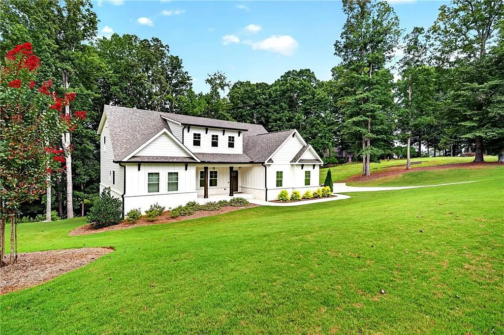 5 bed, 3.5 bath, $4,500 — Photo 3