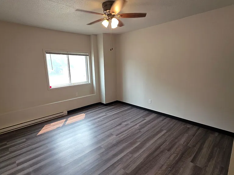 5703 Nicollet St — Photo 6