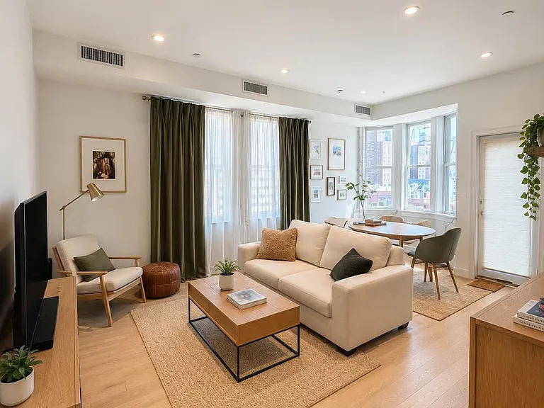230 W 97th St #2 — Photo 2