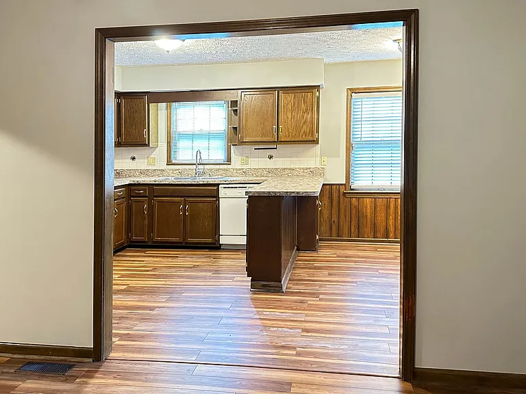 3370 Spangler Dr — Photo 8