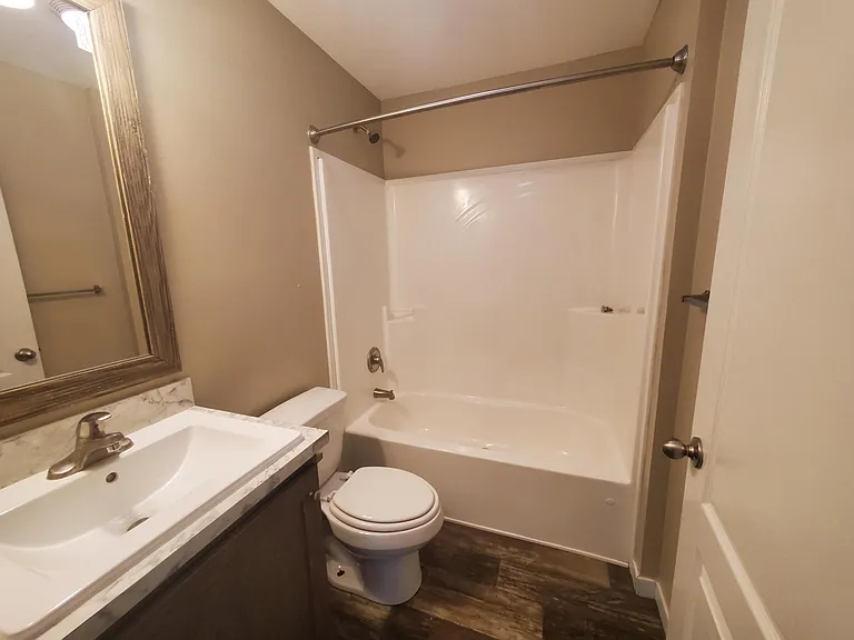 15 Starling Hill Dr #240 — Photo 8
