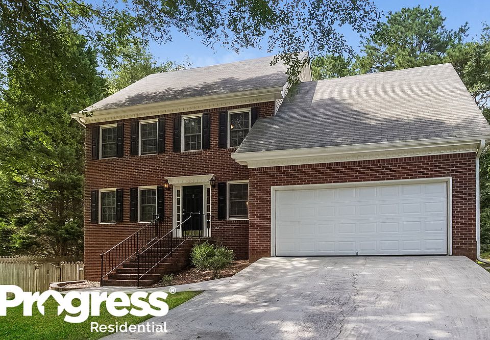 1st image of 3005 Riverbend Dr