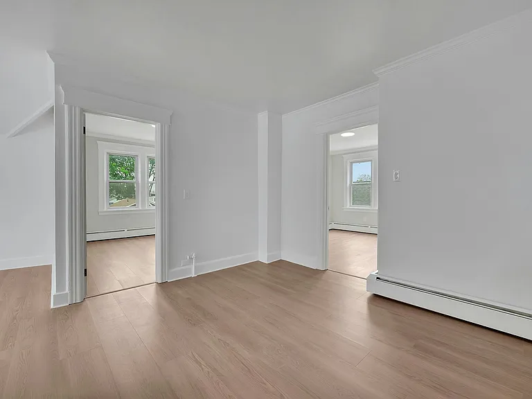20 Hanover St #3 — Photo 3