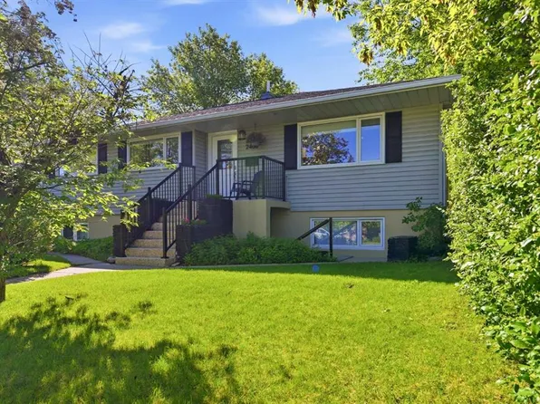 2408 N Richmond Rd SW, Calgary, AB T2T 5E4
