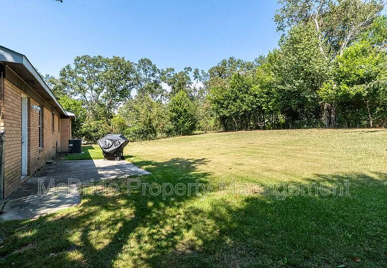 3615 Goldfinch Dr — Photo 25