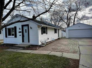 1421 10th Ave, Green Bay, WI 54304