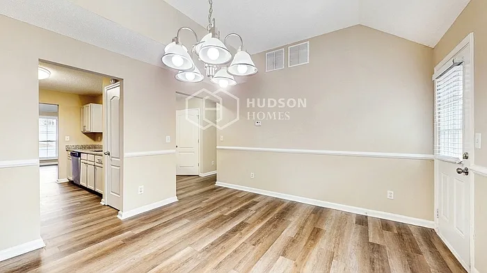 5238 Walnut Ct — Photo 6