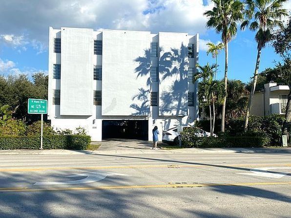 12105 NE 6th Ave APT 203