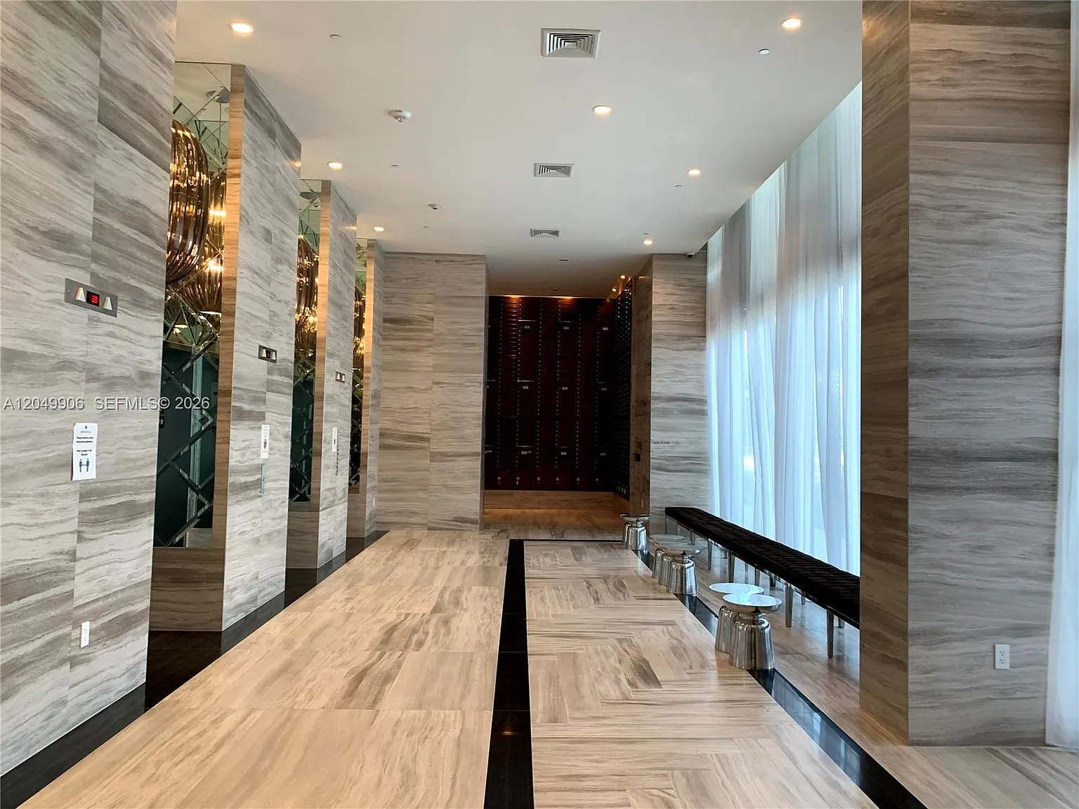 Metropica North Tower One — Photo 3