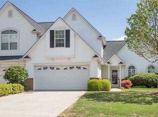 522 Cliffview Ct, Greer, SC 29650