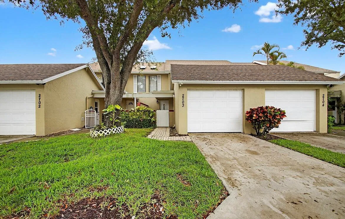 2 bed, 2.5 bath, 1632 sqft, $2,600 — Photo 1