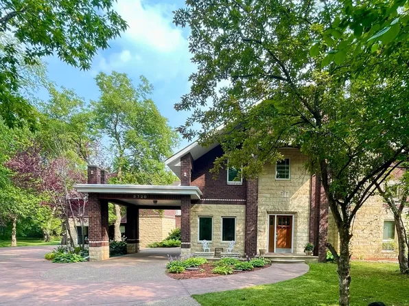 3720 Denmark Ct E, Eagan, MN 55123