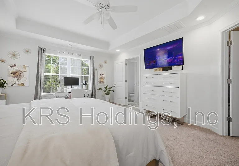 612 Smith St — Photo 13