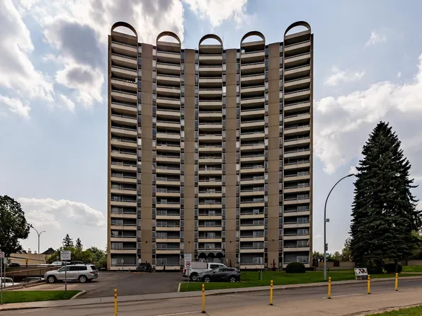 10883 Saskatchewan Dr NW #911, Edmonton, AB T6E 4S6