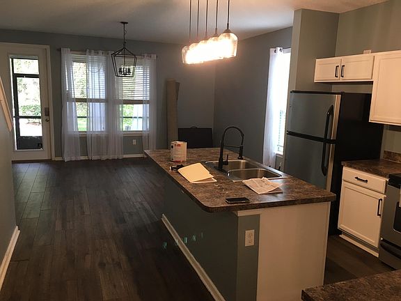 4th image of 4220 Plantation Oaks Blvd Unit 1320