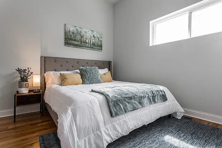 3734 W Diversey — Photo 14
