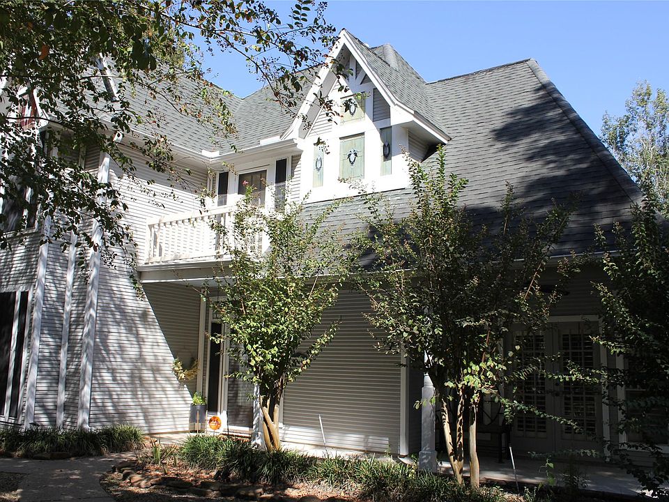 1st image of 3314 Lakehaven Dr