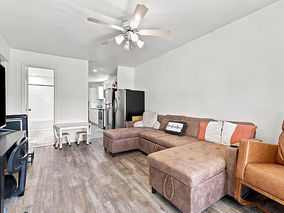 5th image of 298 7th St