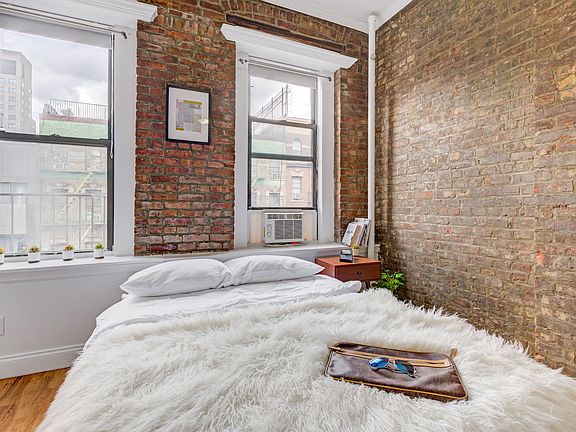 5th image of 118 E 102nd St APT 2B