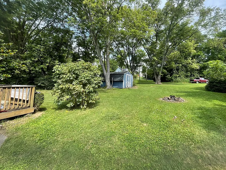 6115 Cherry Ln — Photo 3