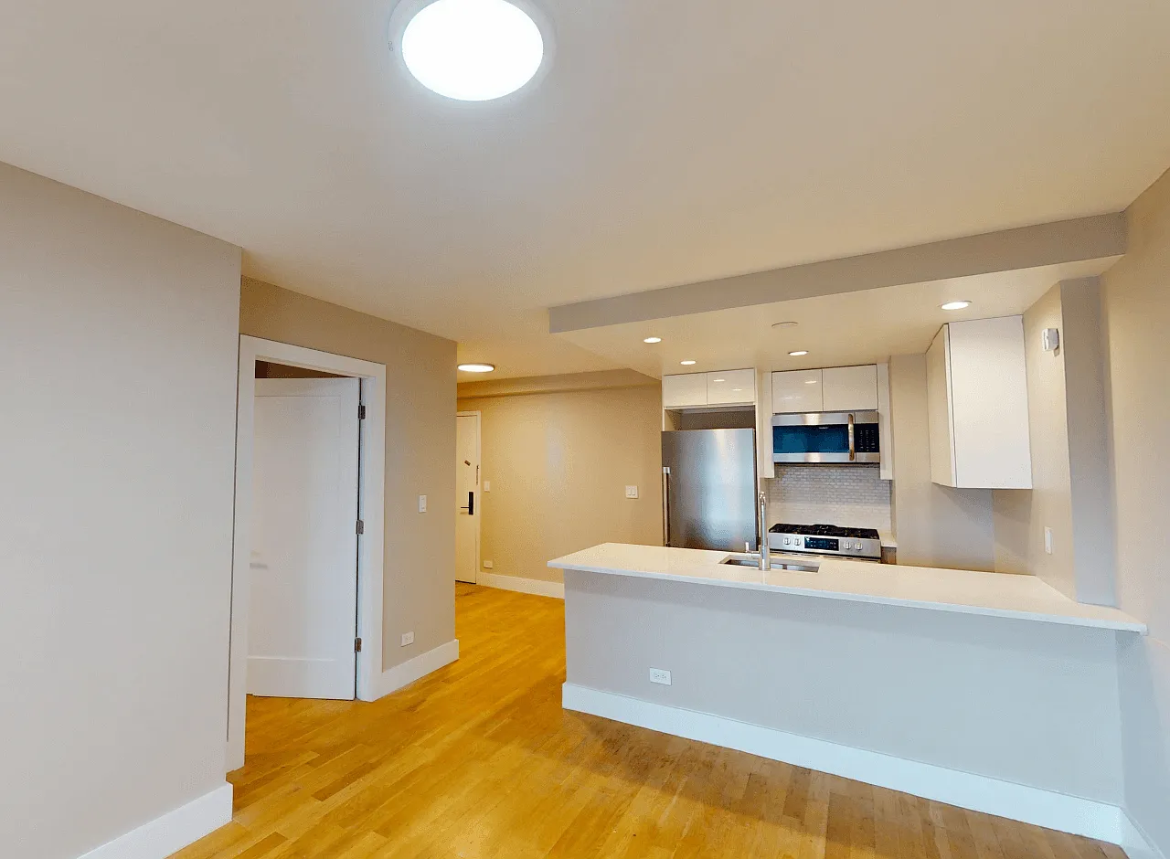 80 North Moore Street — Photo 1