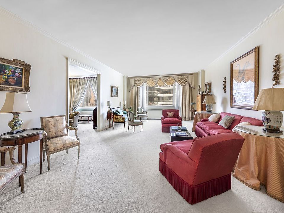 1st image of 1050 3rd Ave #15D