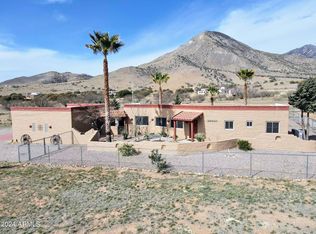 6777 E Desperado Dr, Hereford, AZ 85615