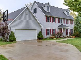 755 Duff Rd, Put In Bay, OH 43456