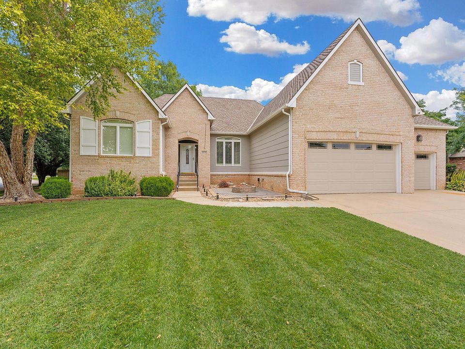 1st image of 1272 N Hickory Creek Ct