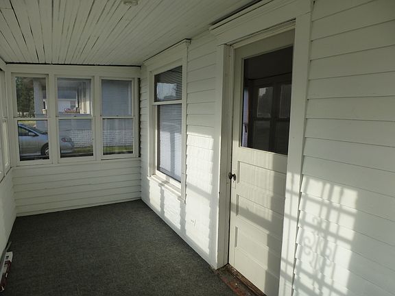 2nd image of 414 South Elm