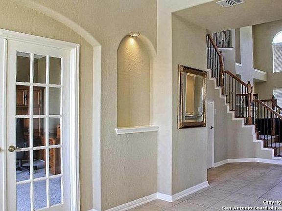 3rd image of 3337 Navasota Cir