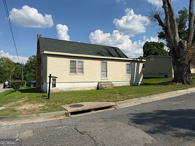 1st image of 209 Montgomery St