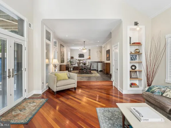 124 W Montgomery St, Baltimore, MD 21230