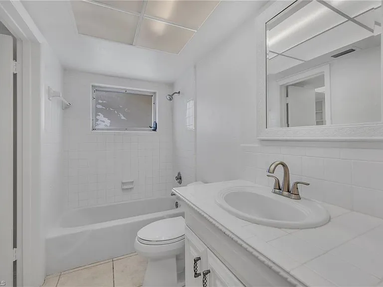 656 Binnacle Dr — Photo 12