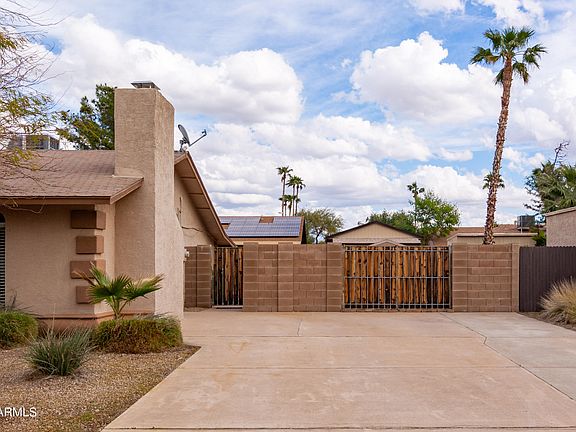 3rd image of 1507 N 62ND Place