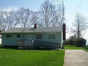 1st image of 5385 Bellaire Dr