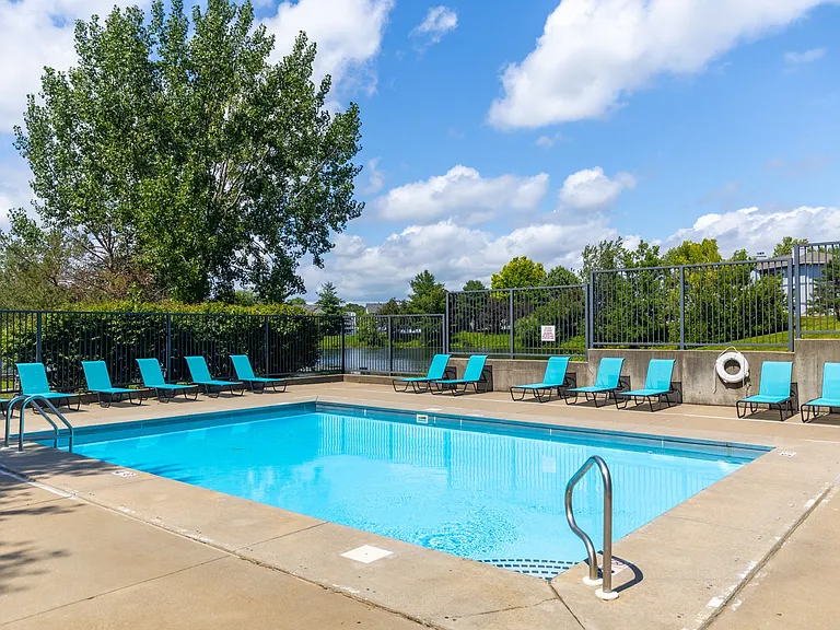 Fountains Apartments — Photo 4