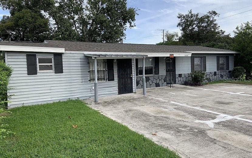 1st image of 16006 Catalina Dr