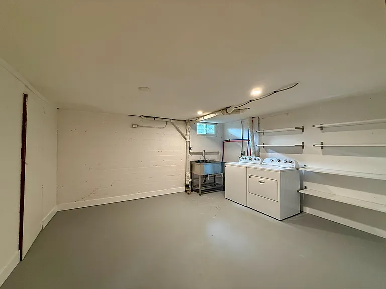 1415 S Jackson St — Photo 20