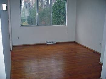5th image of 6472 Glenallen Ave