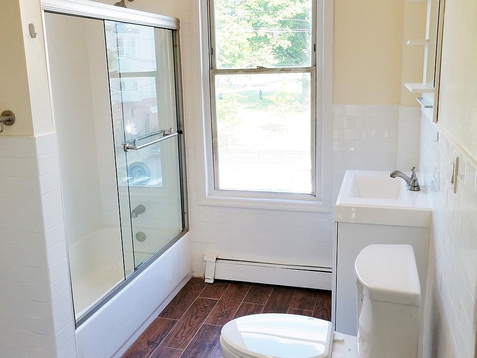 2nd image of 525 Central Ave #2