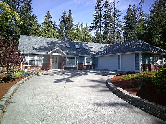 3rd image of 131 Horizon View Dr